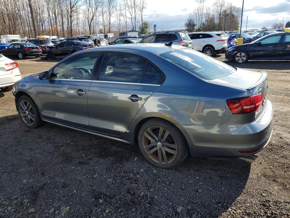 Photo 2 from auction – 2018 VOLKSWAGEN JETTA with VIN 3VWL17AJ9JM237611