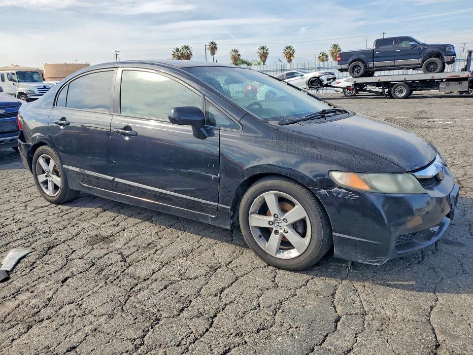Photo 4 from auction – 2010 HONDA CIVIC with VIN 2HGFA1F59AH319038