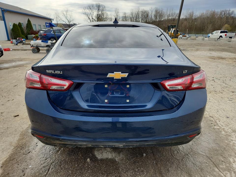 Photo 6 from auction – 2021 CHEVROLET MALIBU with VIN 1G1ZD5ST4MF087008
