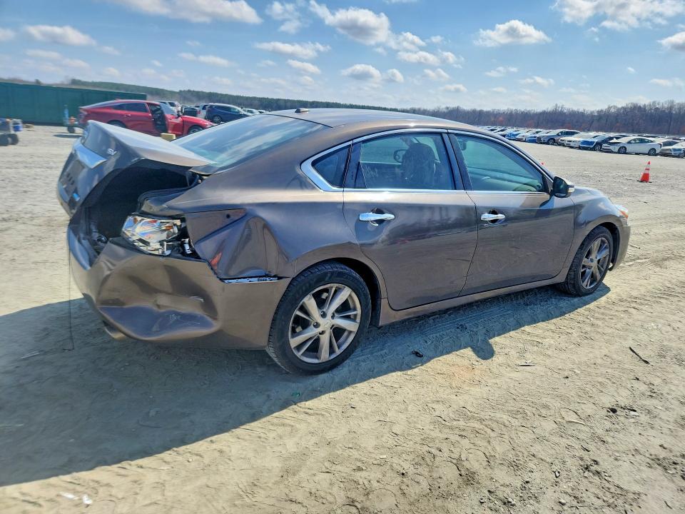 Photo 3 from auction – 2013 NISSAN ALTIMA with VIN 1N4AL3AP8DN472986