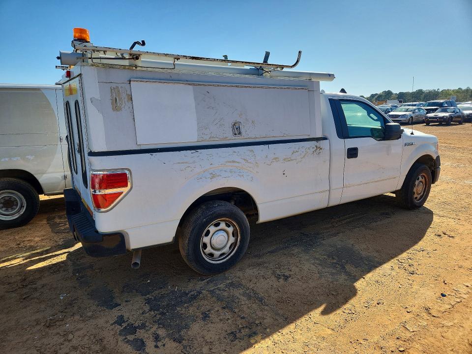 Photo 3 from auction – 2010 FORD F150 with VIN 1FTMF1CW2AKA46487