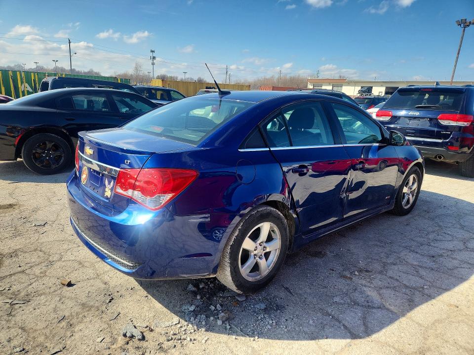 Photo 3 from auction – 2012 CHEVROLET CRUZE with VIN 1G1PF5SC4C7319861