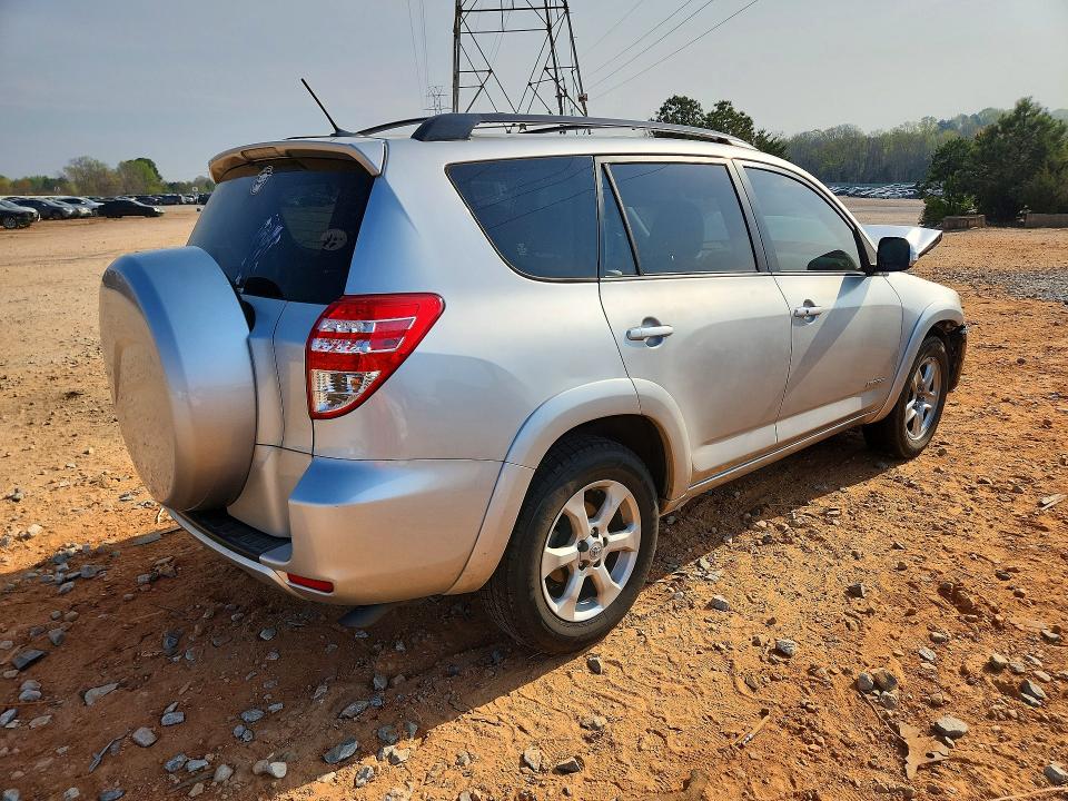 Photo 3 from auction – 2012 TOYOTA RAV4 with VIN JTMYF4DV4CD033336