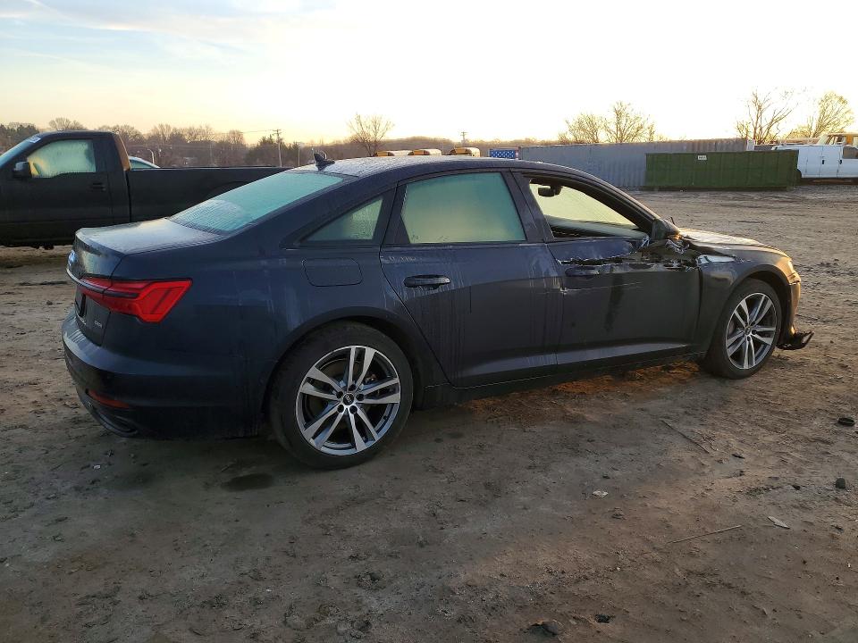 صورة رقم 3 من المزاد - 2021 AUDI A6 مع VIN WAUD3AF21MN045543