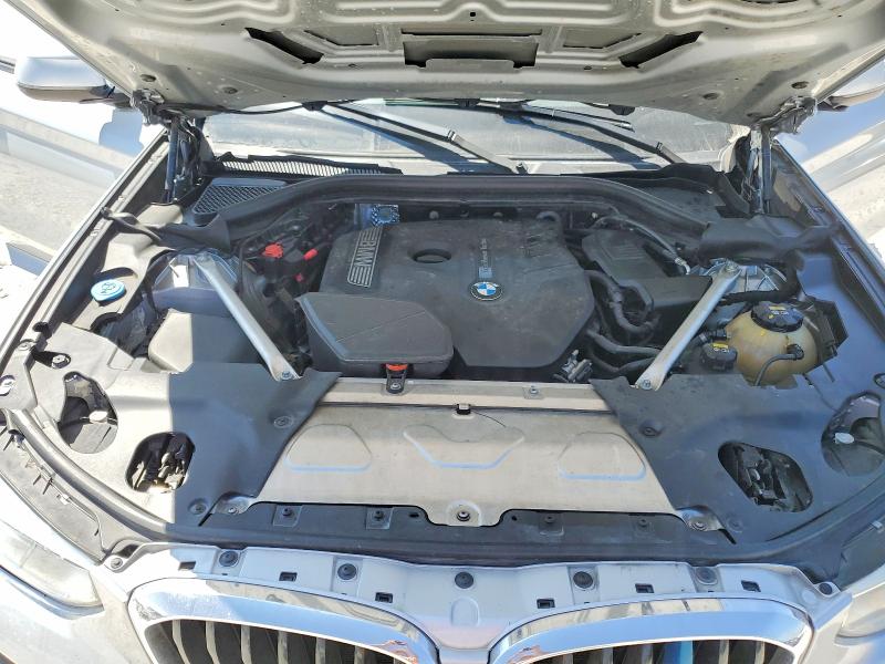 Photo 12 from auction – 2019 BMW X3 with VIN 5UXTR7C53KLE94361
