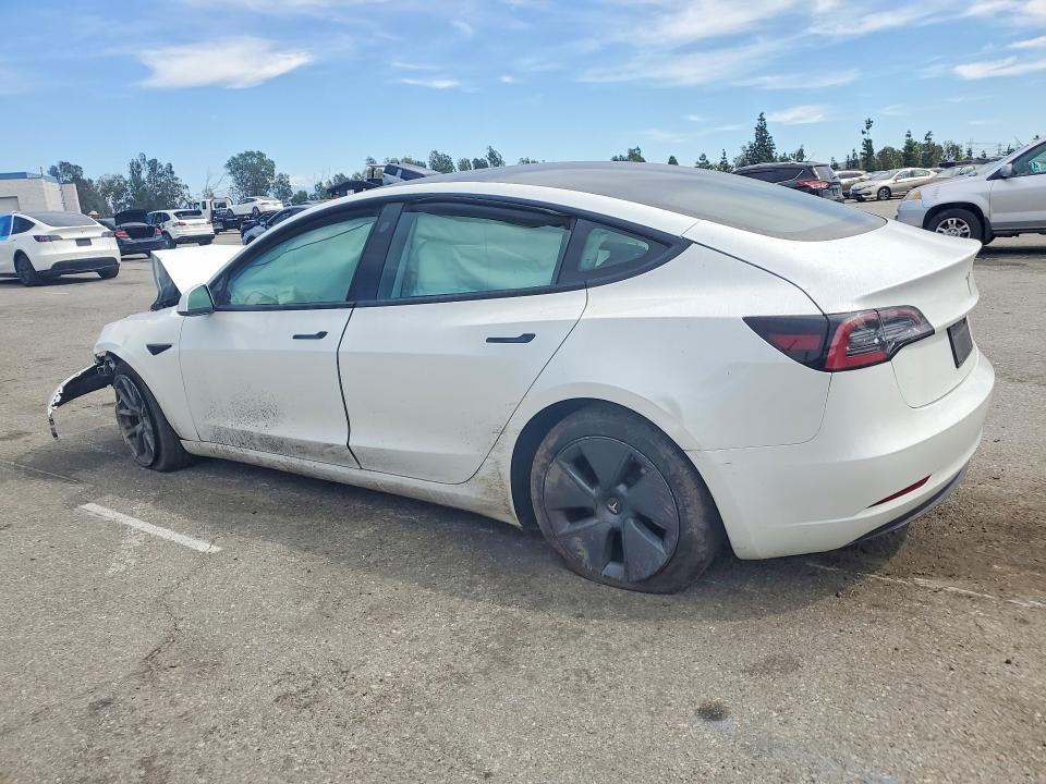 صورة رقم 2 من المزاد - 2023 TESLA MODEL 3 مع VIN 5YJ3E1EA9PF395698