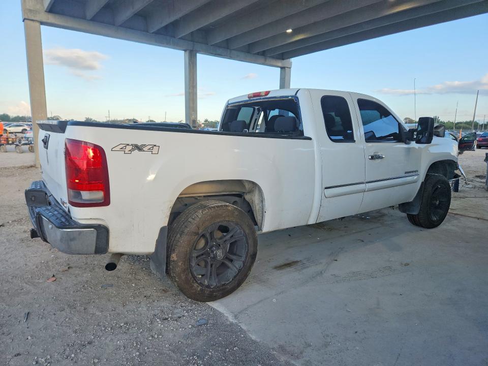 Photo 3 from auction – 2011 GMC SIERRA with VIN 1GTR2VE33BZ117569