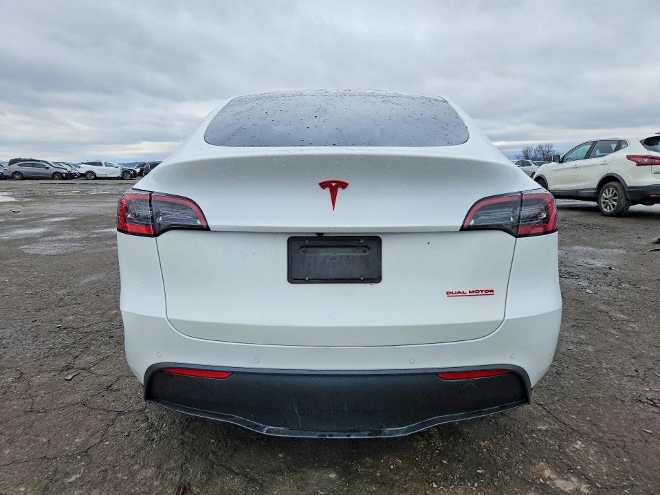Photo 6 from auction – 2021 TESLA MODEL Y with VIN 5YJYGDEEXMF207593