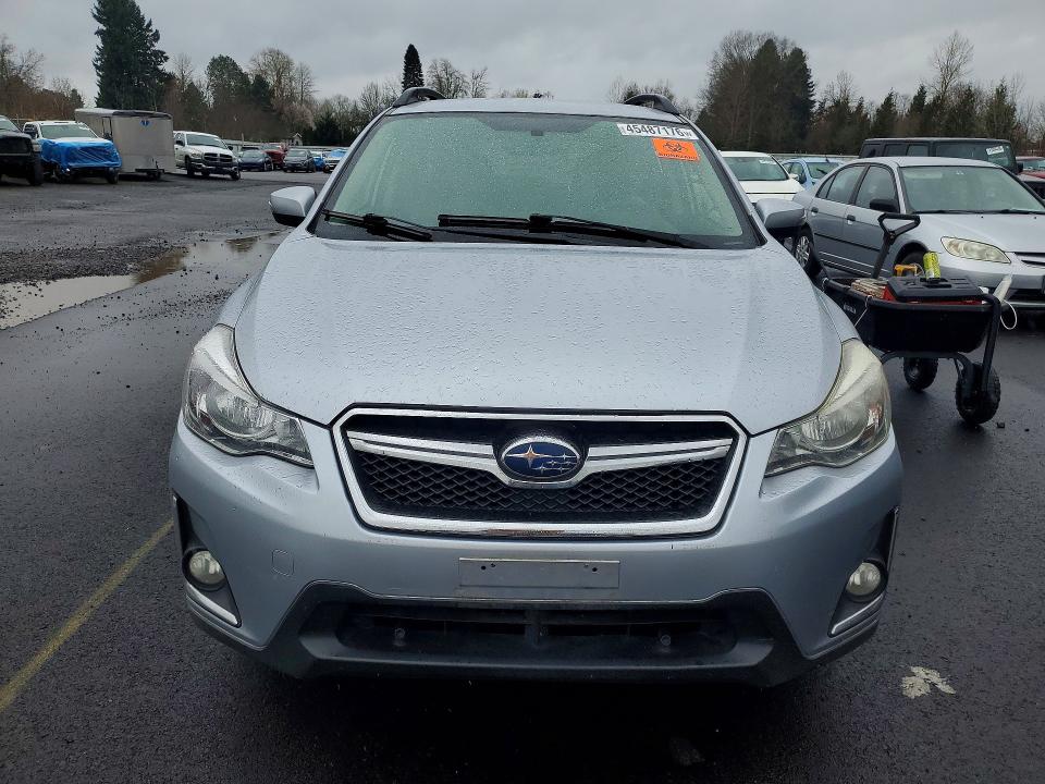 Photo 5 from auction – 2017 SUBARU CROSSTREK with VIN JF2GPAKC7HH232259