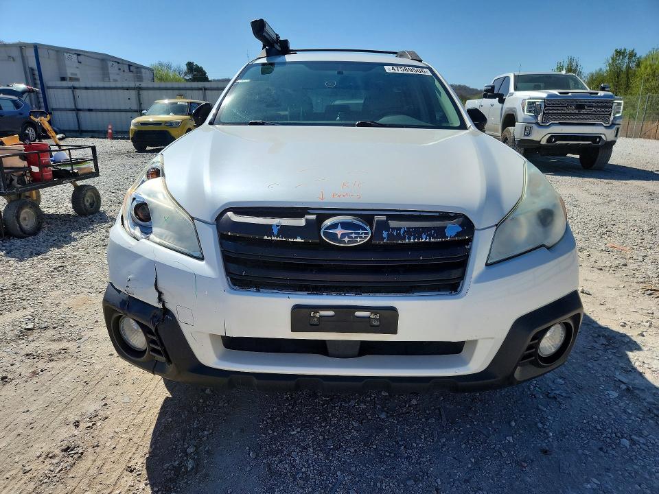 Photo 5 from auction – 2014 SUBARU OUTBACK with VIN 4S4BRCAC0E3228252