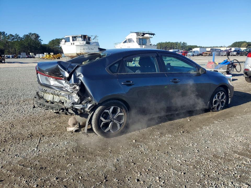 Photo 3 from auction – 2021 KIA FORTE with VIN 3KPF24AD0ME291786