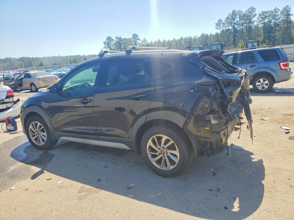 Photo 2 from auction – 2017 HYUNDAI TUCSON with VIN KM8J3CA43HU479397