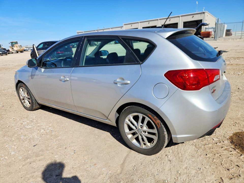 Photo 2 from auction – 2011 KIA FORTE with VIN KNAFU5A29B5361774
