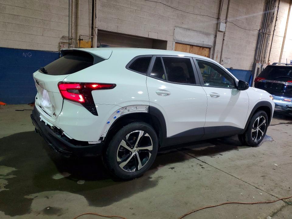 Photo 3 from auction – 2024 CHEVROLET TRAX with VIN KL77LGE23RC232173