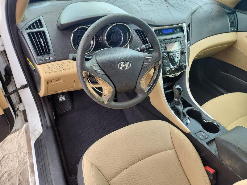 Photo 8 from auction – 2013 HYUNDAI SONATA with VIN 5NPEB4AC7DH709453