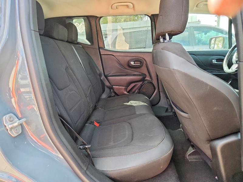 Photo 11 from auction – 2017 JEEP RENEGADE with VIN ZACCJABB7HPG04648
