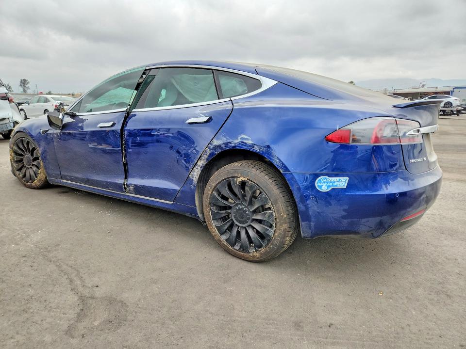 Photo 2 from auction – 2018 TESLA MODEL S with VIN 5YJSA1E22JF248386