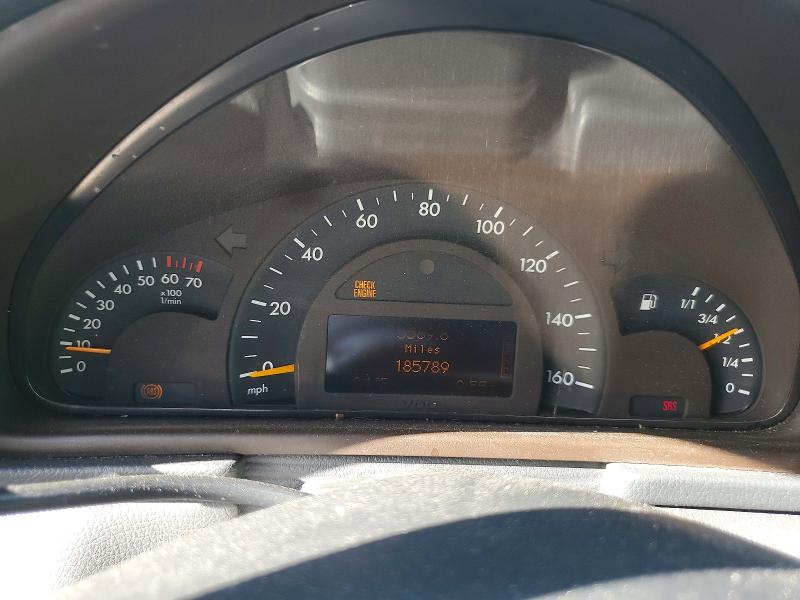 Снимка 9 от търг – 2004 MERCEDES BENZ C с VIN WDBRF81J54F526198