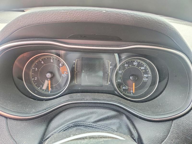 Photo 9 from auction – 2019 JEEP CHEROKEE with VIN 1C4PJLCB7KD145381