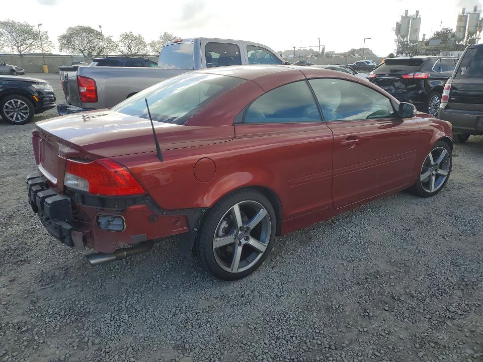 Photo 3 from auction – 2013 VOLVO C70 with VIN YV1672MC8DJ141771