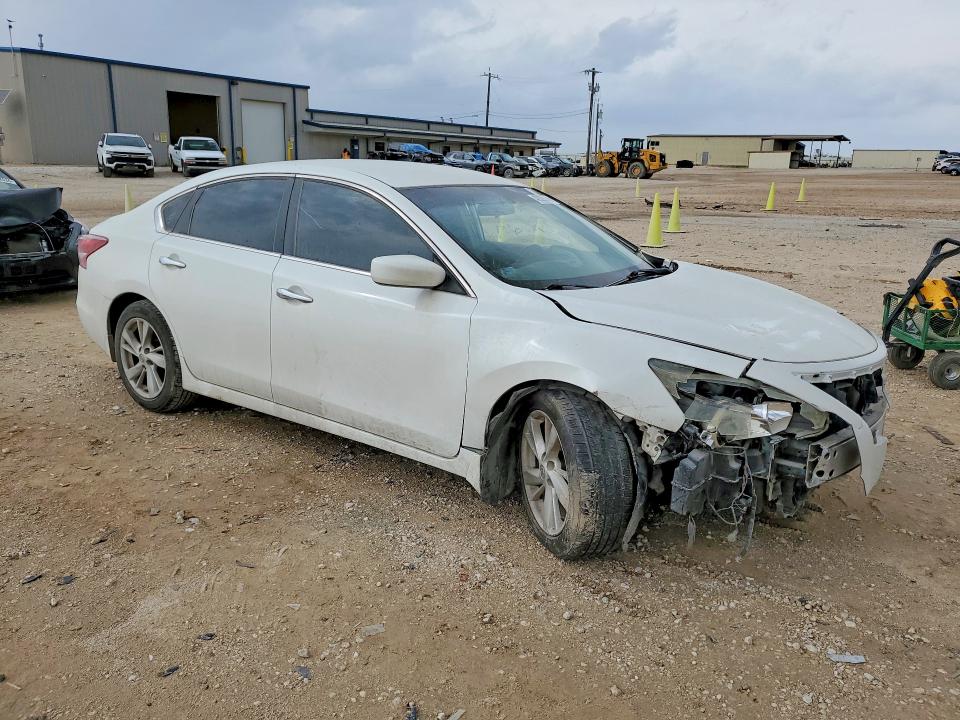Photo 4 from auction – 2013 NISSAN ALTIMA with VIN 1N4AL3AP3DN502623