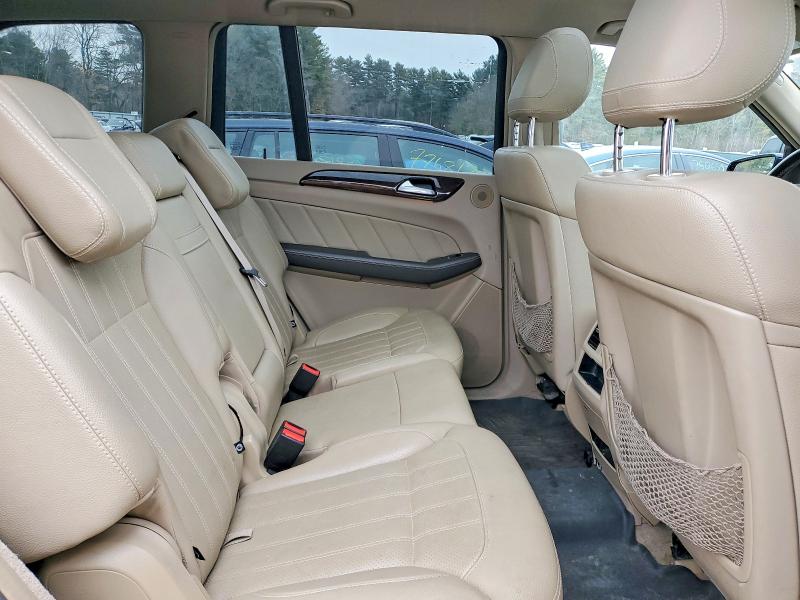 Photo 11 from auction – 2015 MERCEDES-BENZ GL with VIN 4JGDF2EE2FA459349