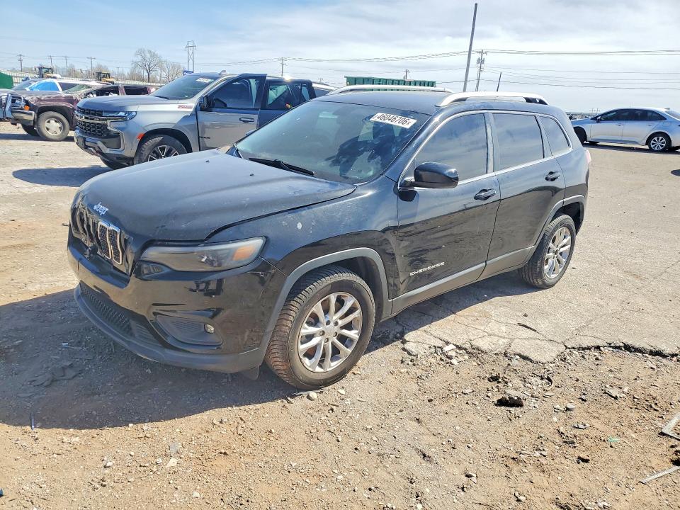 JEEP CHEROKEE 2019 with VIN 1C4PJLCB8KD348747 - Photo from auction
