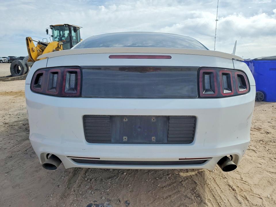 Photo 6 from auction – 2014 FORD MUSTANG with VIN 1ZVBP8CF1E5204476