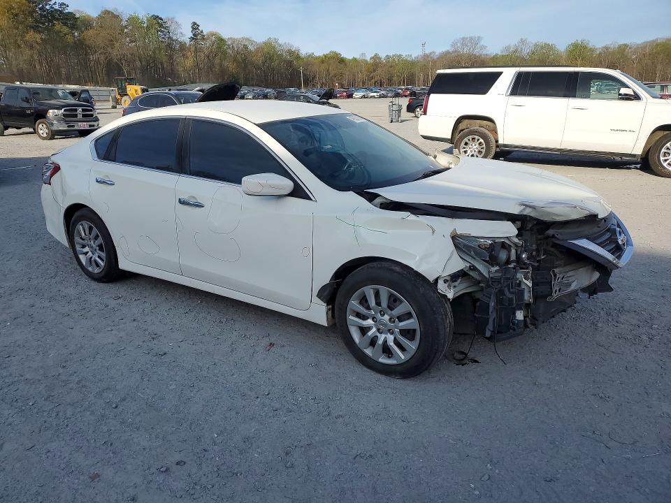 Photo 4 from auction – 2017 NISSAN ALTIMA with VIN 1N4AL3AP7HC229378