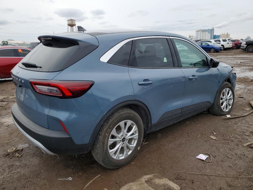 Photo 3 from auction – 2023 FORD ESCAPE with VIN 1FMCU0GN0PUA69353