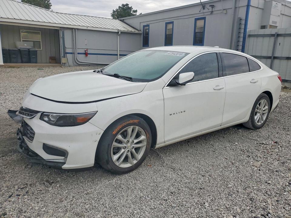 CHEVROLET MALIBU 2017 with VIN 1G1ZE5ST8HF262363 - Photo from auction