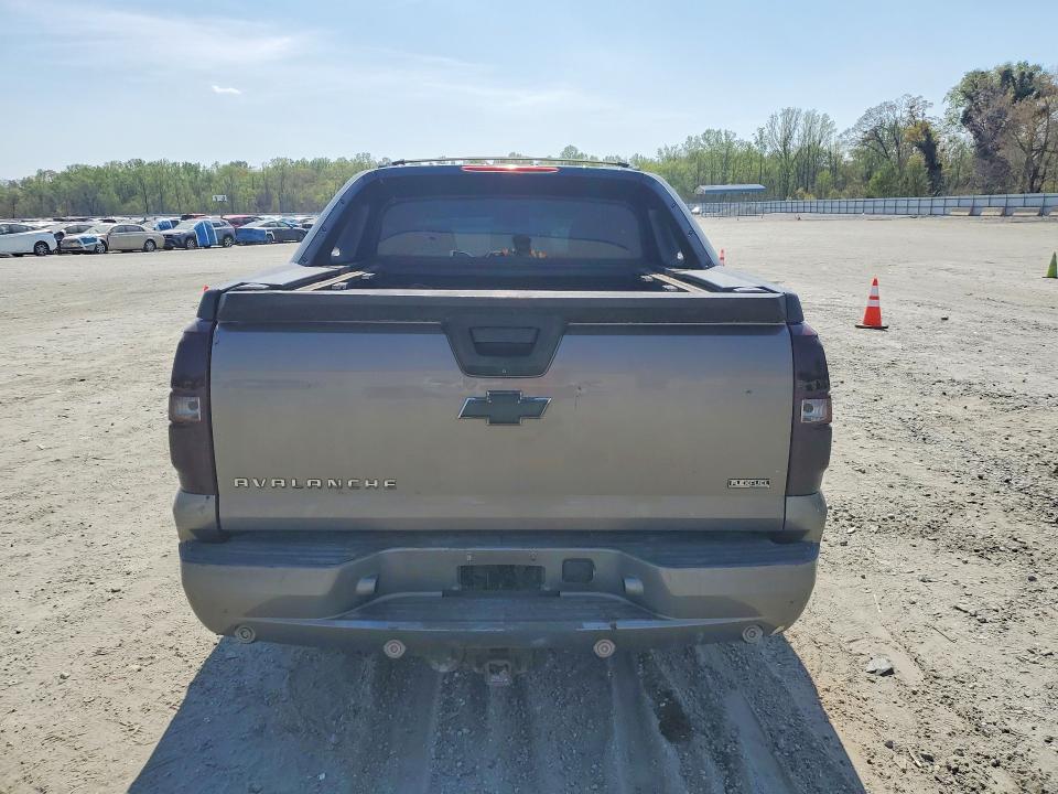 Zdjęcie 6 z aukcji – 2007 CHEVROLET AVALANCHE z VIN 3GNFK12327G261063