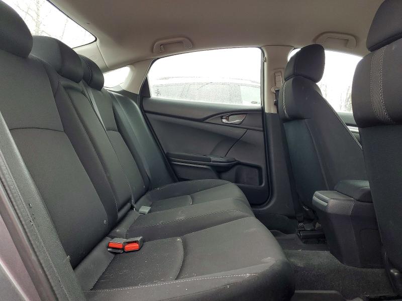 Photo 10 from auction – 2018 HONDA CIVIC with VIN 2HGFC2F68JH011819
