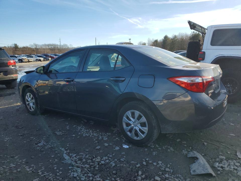 Photo 2 from auction – 2015 TOYOTA COROLLA with VIN 2T1BURHEXFC333158