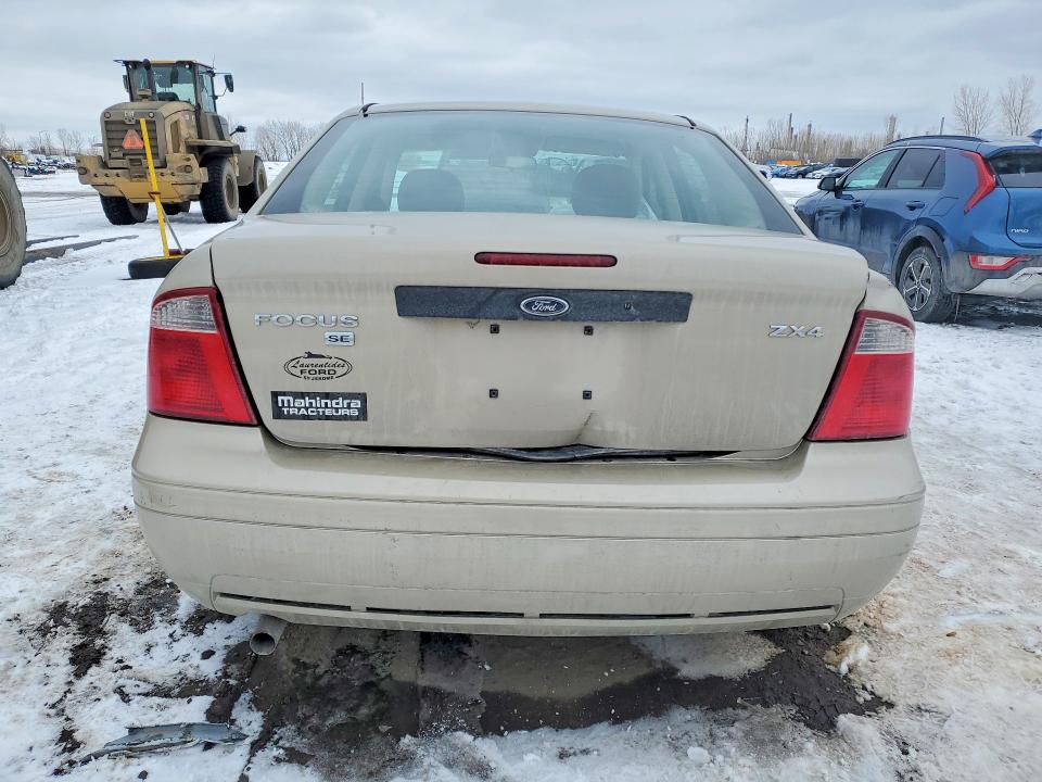 Photo 6 from auction – 2006 FORD FOCUS with VIN 1FAFP34N66W129577