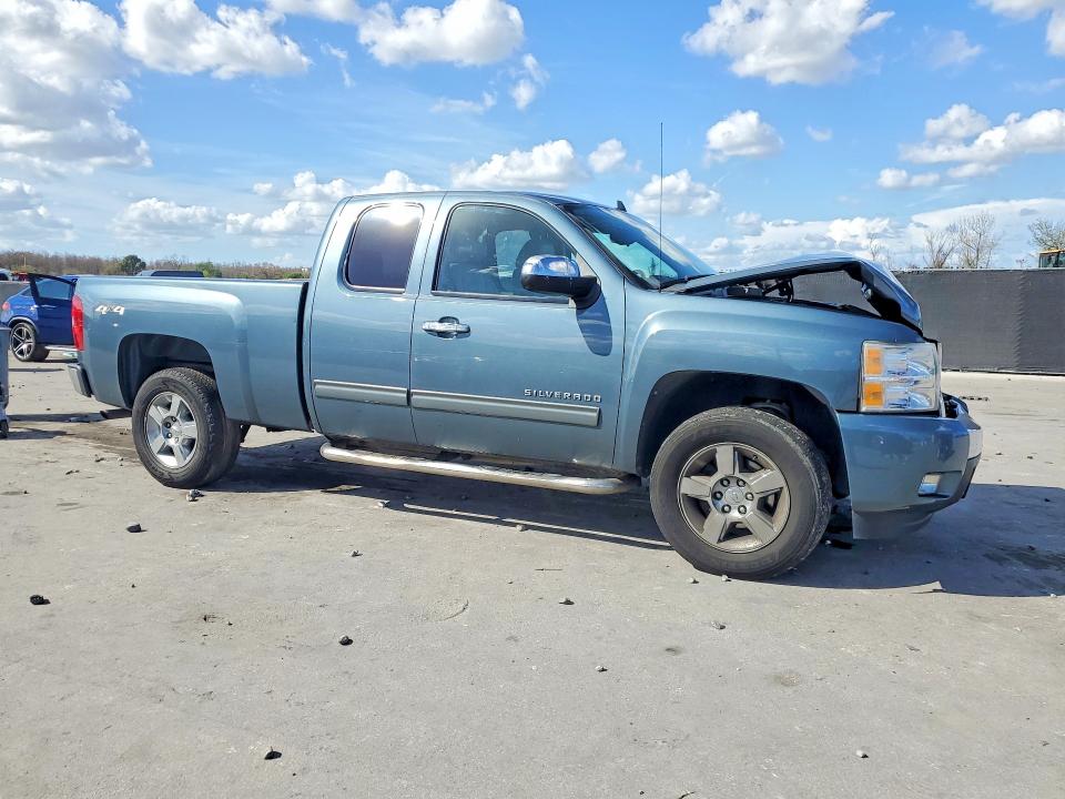 Photo 4 from auction – 2011 CHEVROLET SILVERADO with VIN 1GCRKSE34BZ239324