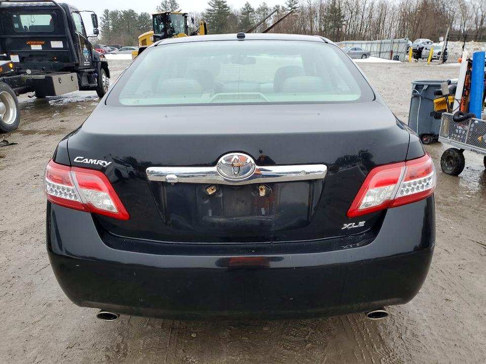Photo 6 from auction – 2010 TOYOTA CAMRY with VIN 4T1BK3EK9AU107794