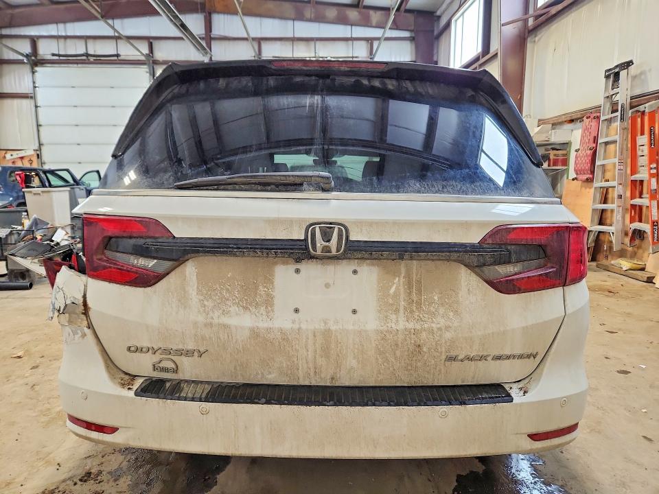 Photo 6 from auction – 2023 HONDA ODYSSEY with VIN 5FNRL6H06PB501766