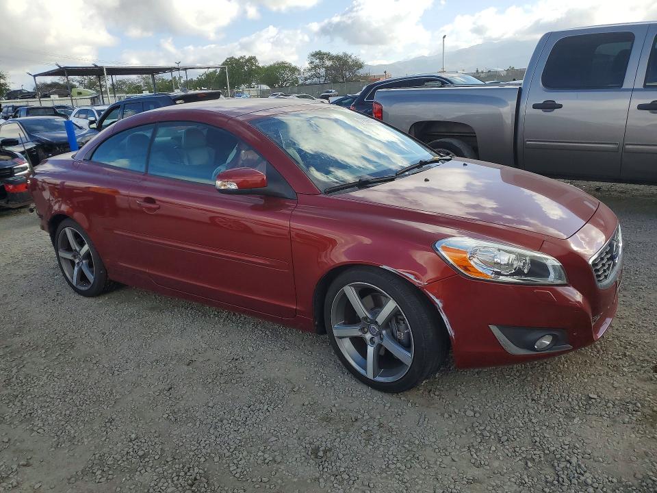 Photo 4 from auction – 2013 VOLVO C70 with VIN YV1672MC8DJ141771
