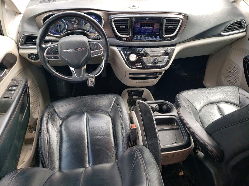 Photo 8 from auction – 2017 CHRYSLER PACIFICA with VIN 2C4RC1BG8HR788364