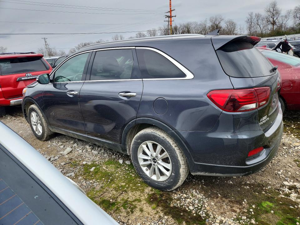Photo 2 from auction – 2019 KIA SORENTO with VIN 5XYPG4A34KG457952