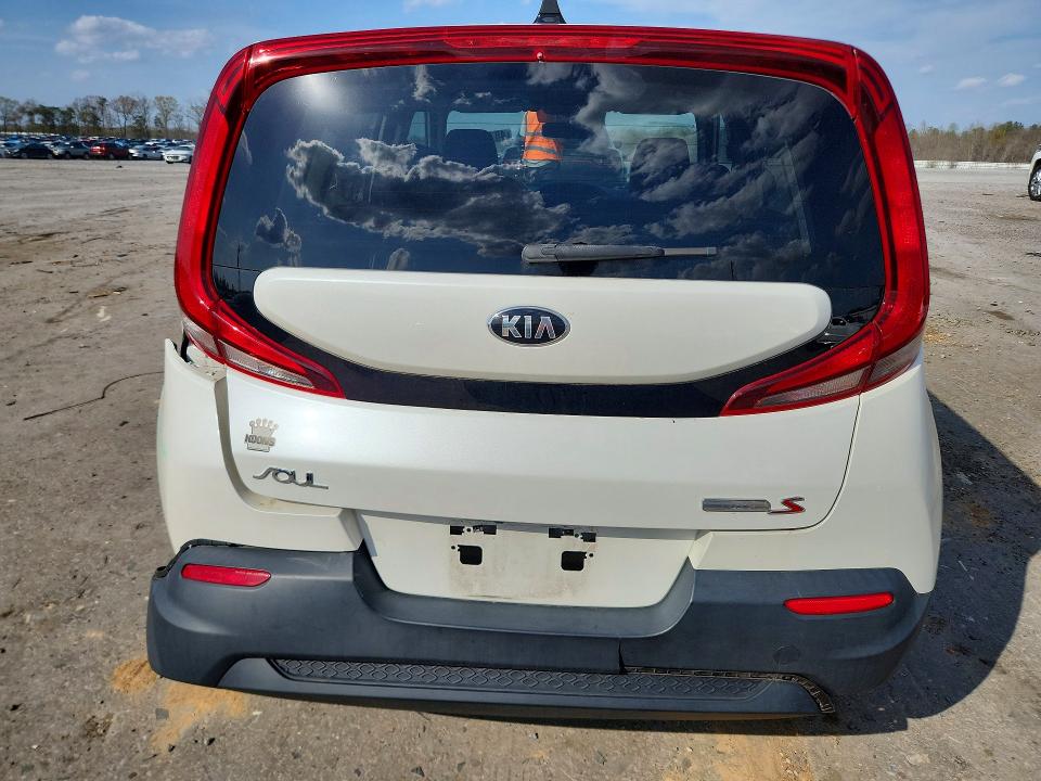 Photo 6 from auction – 2021 KIA SOUL with VIN KNDJ23AU2M7797849