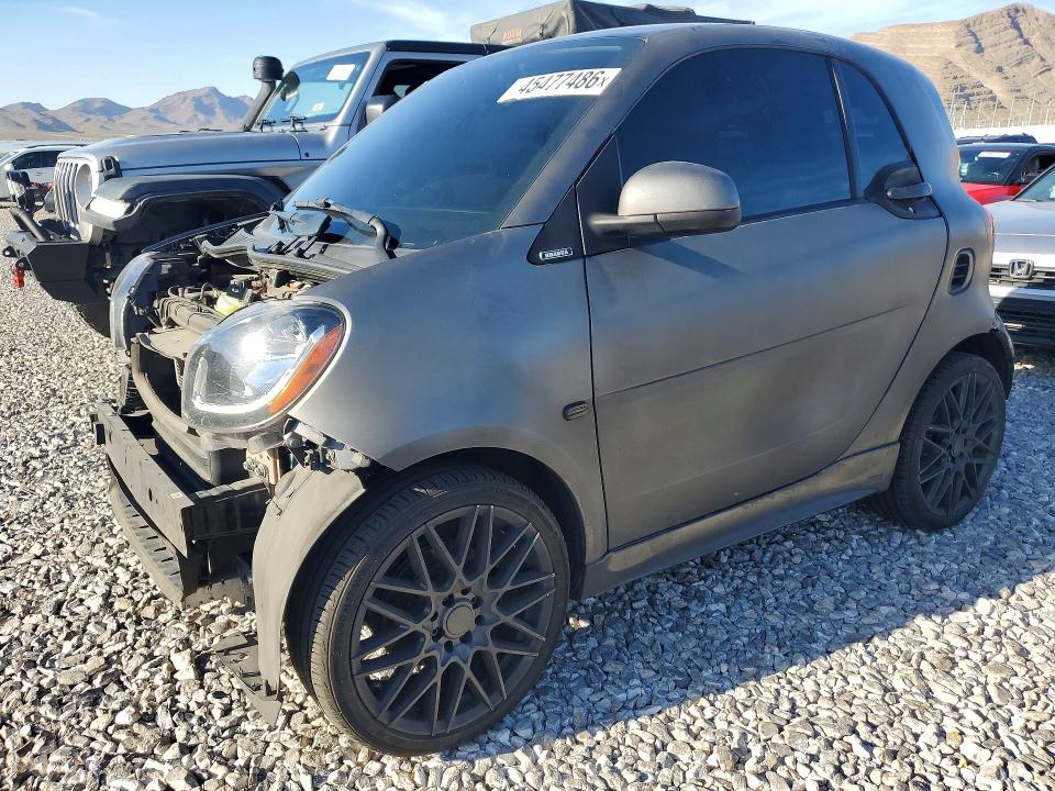 SMART FORTWO 2017 with VIN WMEFJ9BA8HK214558 - Photo from auction