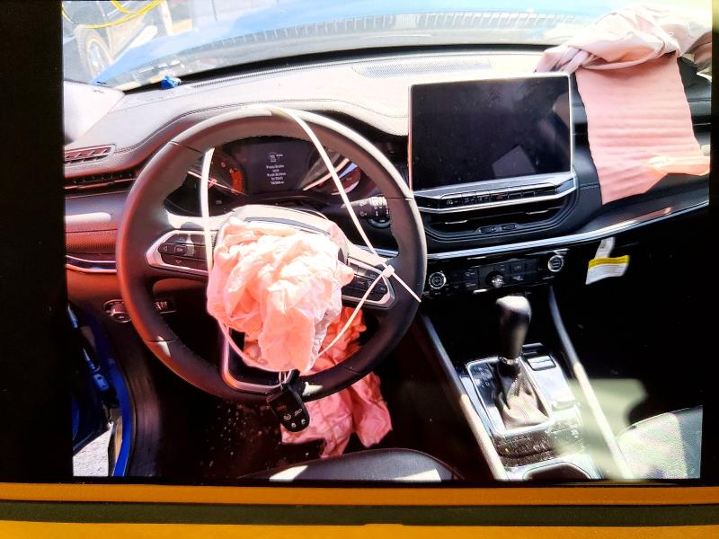 Photo 8 from auction – 2025 JEEP COMPASS with VIN 3C4NJDBN0ST575885