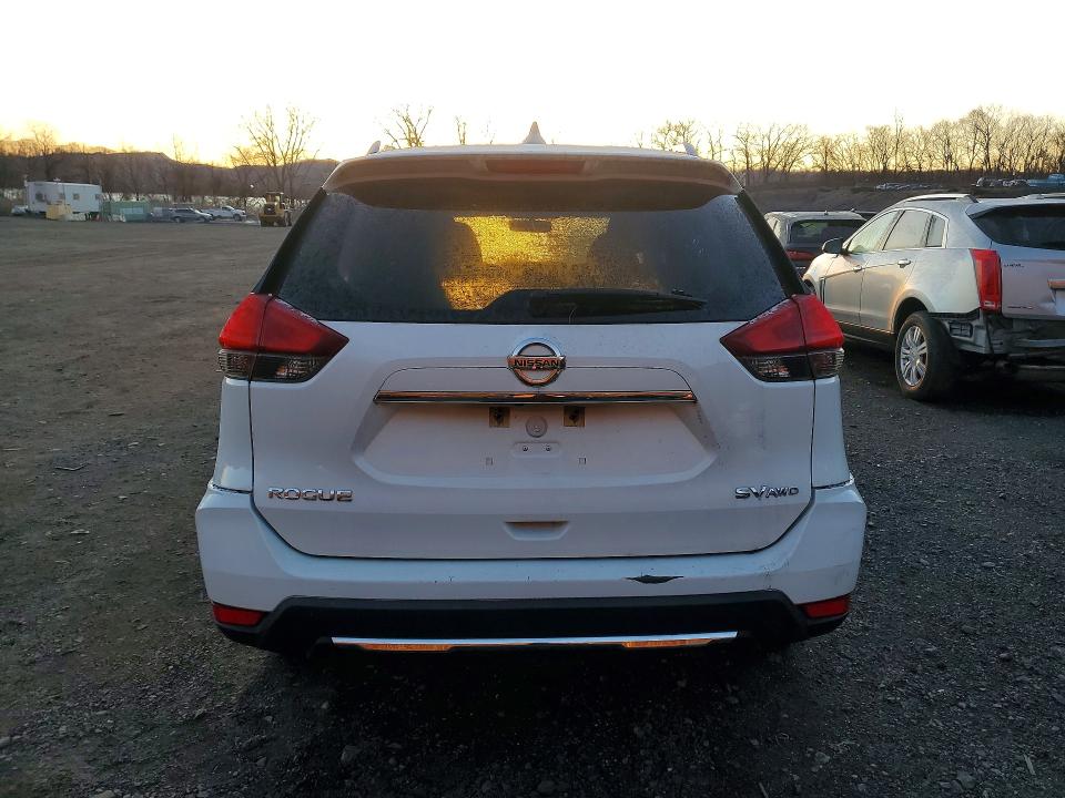 Photo 6 from auction – 2017 NISSAN ROGUE with VIN KNMAT2MV8HP581182