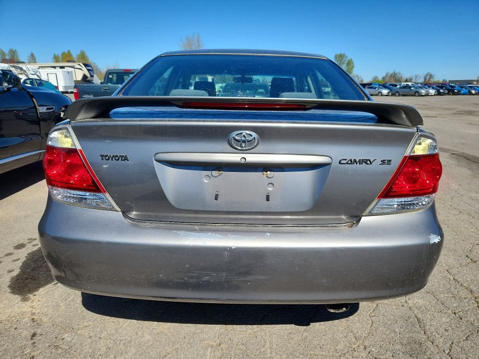 Photo 6 from auction – 2005 TOYOTA CAMRY with VIN JTDBE30K950302178