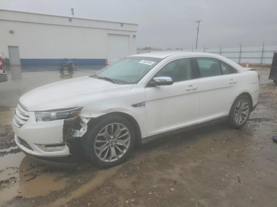 FORD TAURUS 2016 with VIN 1FAHP2F86GG106693 - Photo from auction