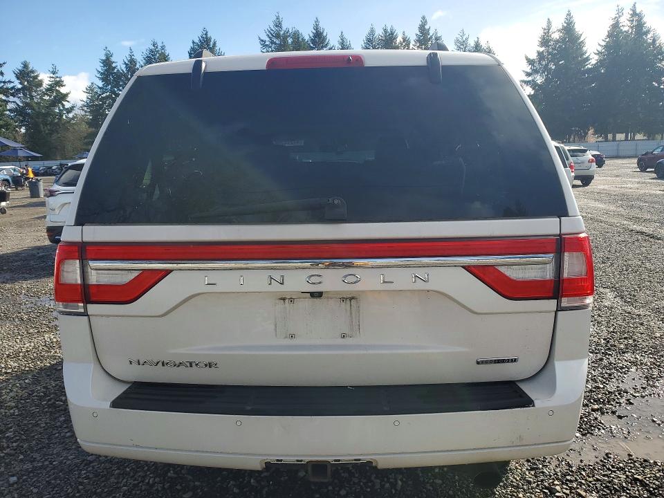 Photo 6 from auction – 2015 LINCOLN NAVIGATOR with VIN 5LMJJ2HT2FEJ02416