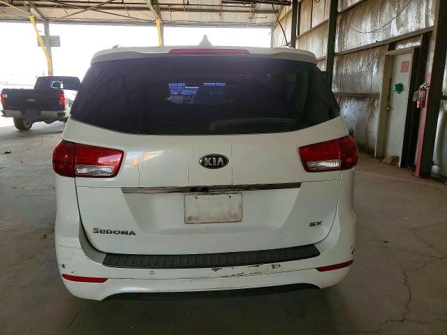 Photo 6 from auction – 2018 KIA SEDONA with VIN KNDMC5C16J6380728