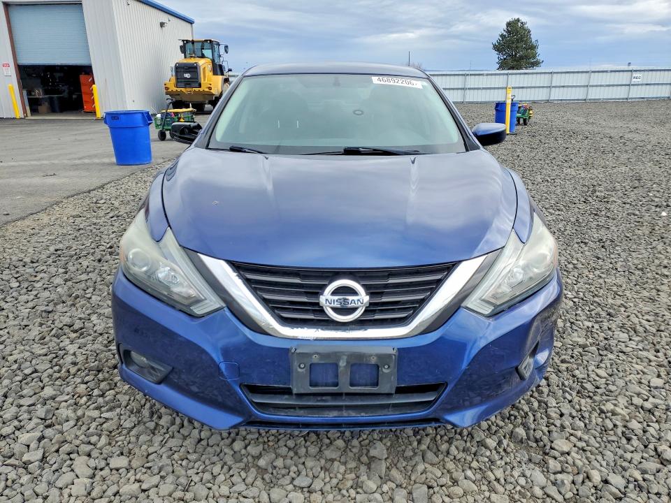 Photo 5 from auction – 2017 NISSAN ALTIMA with VIN 1N4AL3AP7HC495404